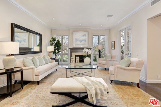 10112 EMPYREAN Way 204, Los Angeles, CA 90067