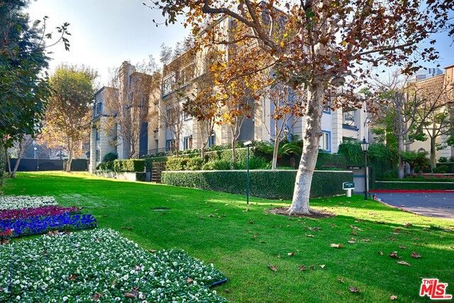 10112 EMPYREAN Way 204, Los Angeles, CA 90067