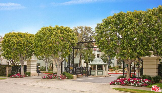 10112 EMPYREAN Way 204, Los Angeles, CA 90067