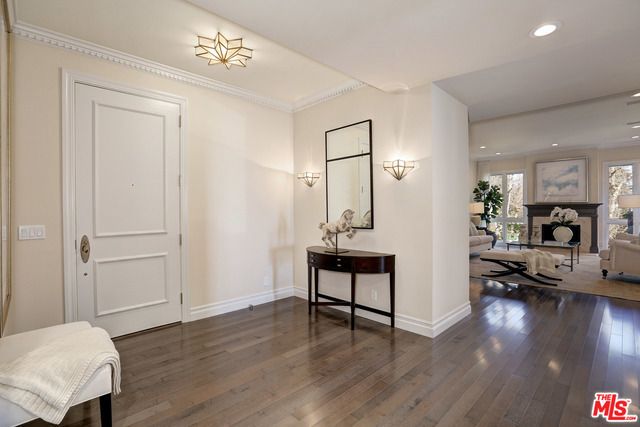 10112 EMPYREAN Way 204, Los Angeles, CA 90067