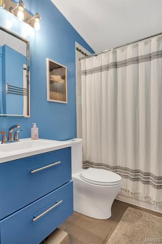 1523 Ridgewood Drive, Crestwood, MO 63126