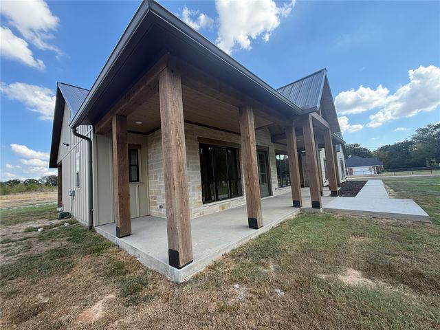 304 Van Zandt County Road 2120 Road, Canton, TX 75103