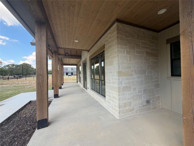 304 Van Zandt County Road 2120 Road, Canton, TX 75103