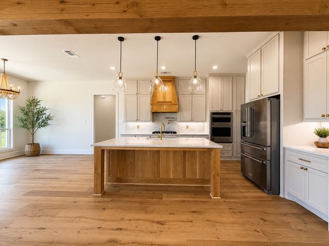304 Van Zandt County Road 2120 Road, Canton, TX 75103