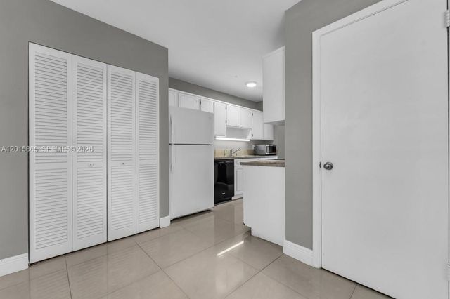 3100 NE 48th St 318, Fort Lauderdale, FL 33308
