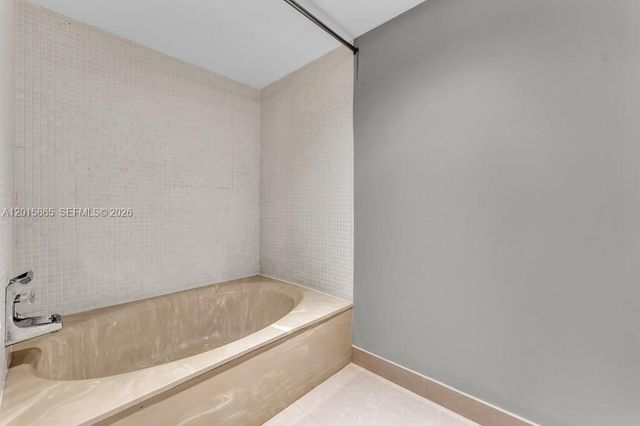 3100 NE 48th St 318, Fort Lauderdale, FL 33308
