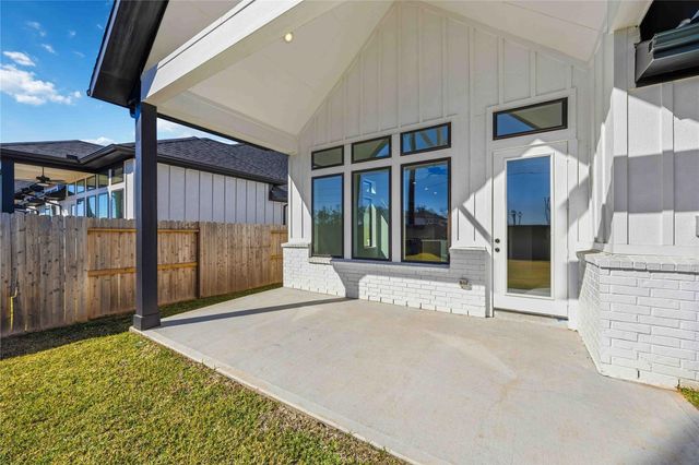 10326 Water Harbor Drive, Missouri City, TX 77459