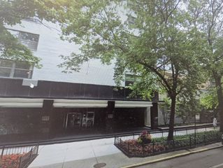 1445 N State Parkway P1-12, Chicago, IL 60610