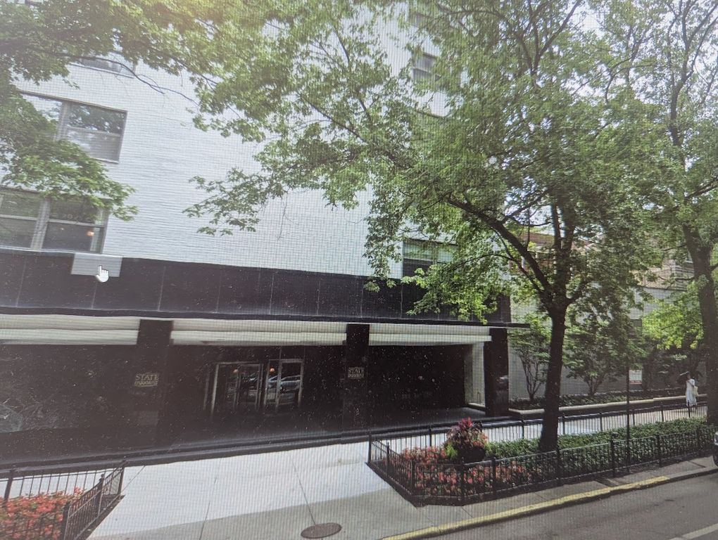 1445 N State Parkway P1-12, Chicago, IL 60610