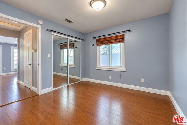 512 E Tujunga Avenue, Burbank, CA 91501