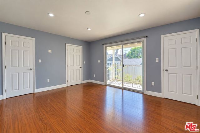 512 E Tujunga Avenue, Burbank, CA 91501