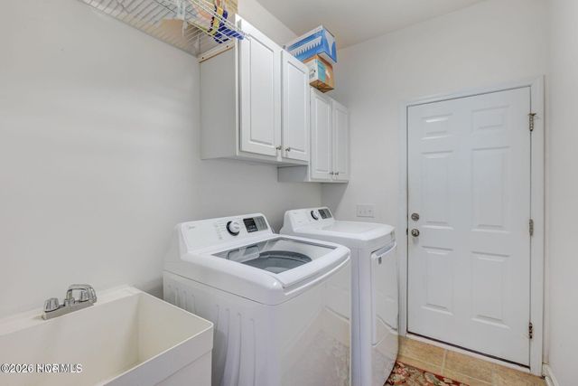 913 Meadowlands Trail NW, Calabash, NC 28467