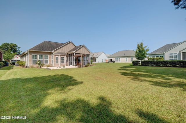 913 Meadowlands Trail NW, Calabash, NC 28467