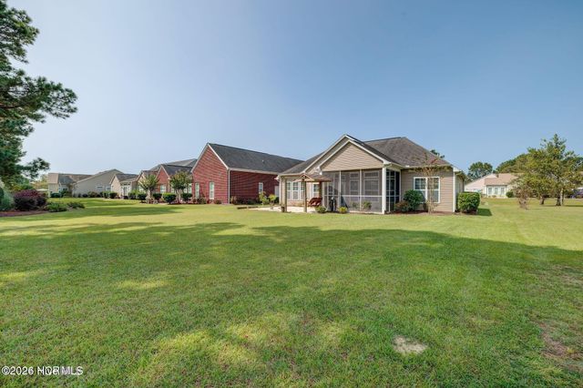 913 Meadowlands Trail NW, Calabash, NC 28467