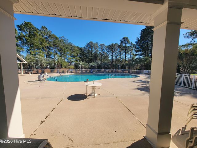 913 Meadowlands Trail NW, Calabash, NC 28467