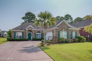 913 Meadowlands Trail NW, Calabash, NC 28467