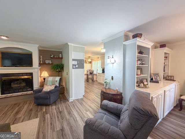 210 Greenwood Lane, Carrollton, GA 30117