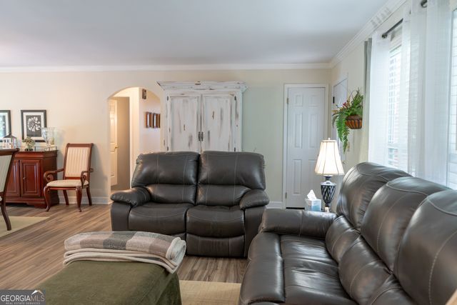 210 Greenwood Lane, Carrollton, GA 30117