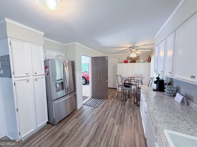 210 Greenwood Lane, Carrollton, GA 30117