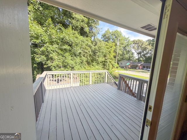 210 Greenwood Lane, Carrollton, GA 30117