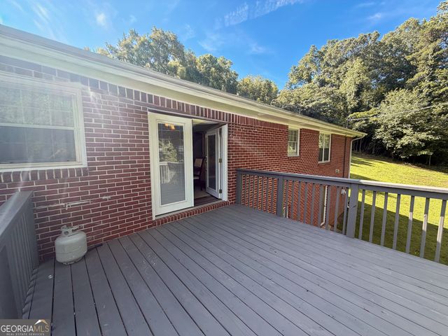 210 Greenwood Lane, Carrollton, GA 30117