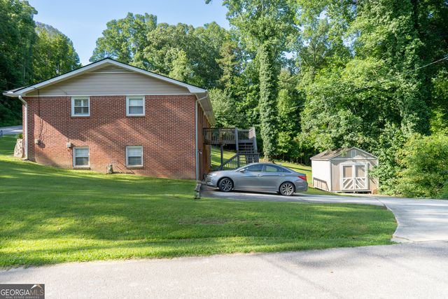 210 Greenwood Lane, Carrollton, GA 30117