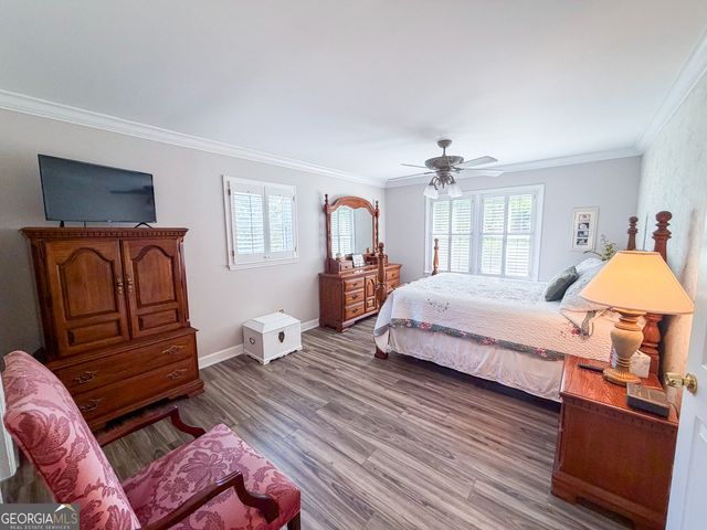 210 Greenwood Lane, Carrollton, GA 30117