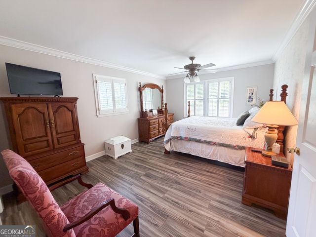 210 Greenwood Lane, Carrollton, GA 30117