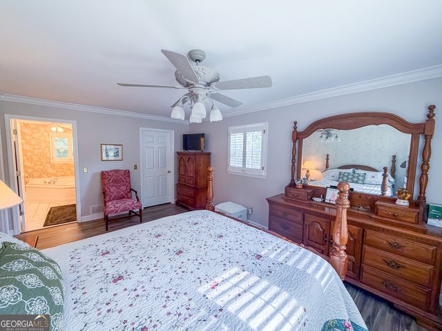 210 Greenwood Lane, Carrollton, GA 30117