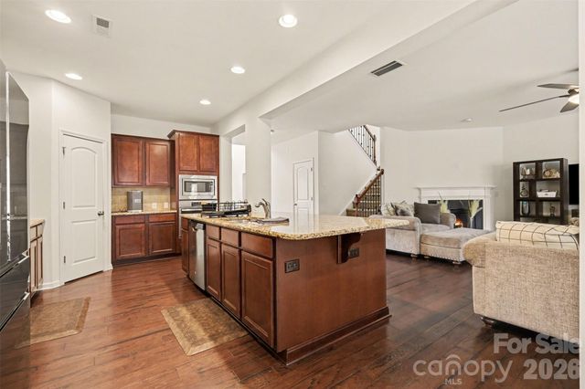 9631 Daufuskie Drive, Charlotte, NC 28278