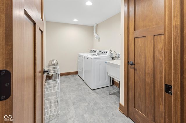 14950 Geist Ridge Drive, Fishers, IN 46040