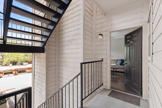 4041 Drake Street 114, Houston, TX 77005