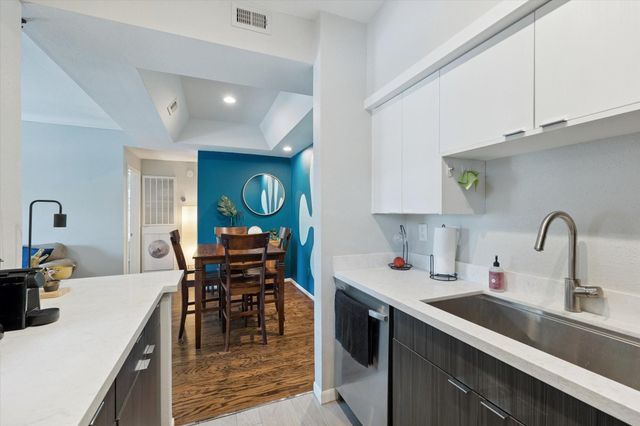 4041 Drake Street 114, Houston, TX 77005