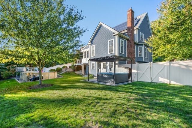 19 Cortland Way, Grafton, MA 01519