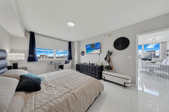 19501 W Country Club Drive 2014, Aventura, FL 33180