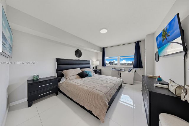 19501 W Country Club Drive 2014, Aventura, FL 33180