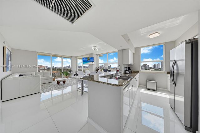 19501 W Country Club Drive 2014, Aventura, FL 33180