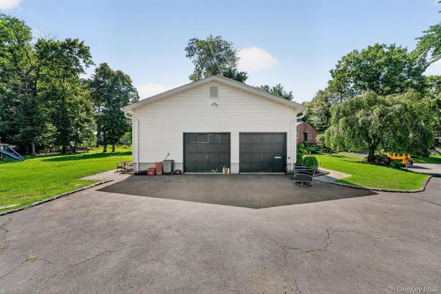 11 Allison Circle, Garnerville, NY 10923