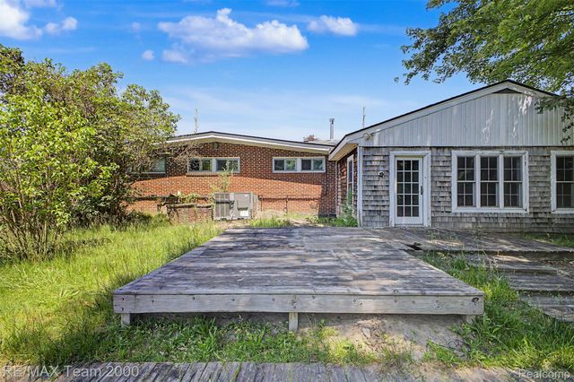 2145 Oakville Waltz Road, Ash Township, MI 48164