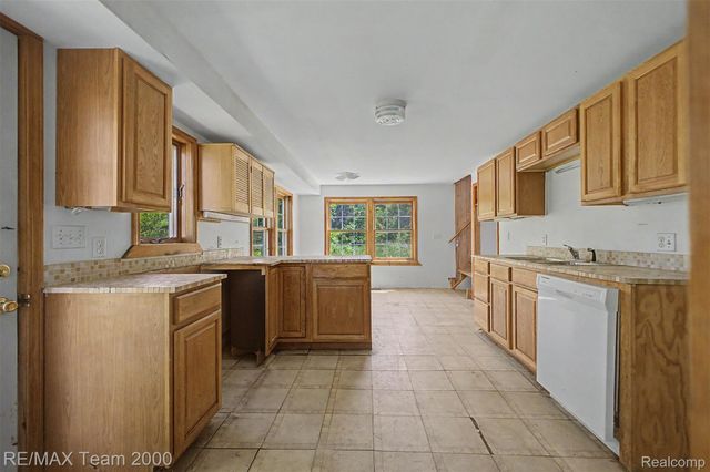 2145 Oakville Waltz Road, Ash Township, MI 48164