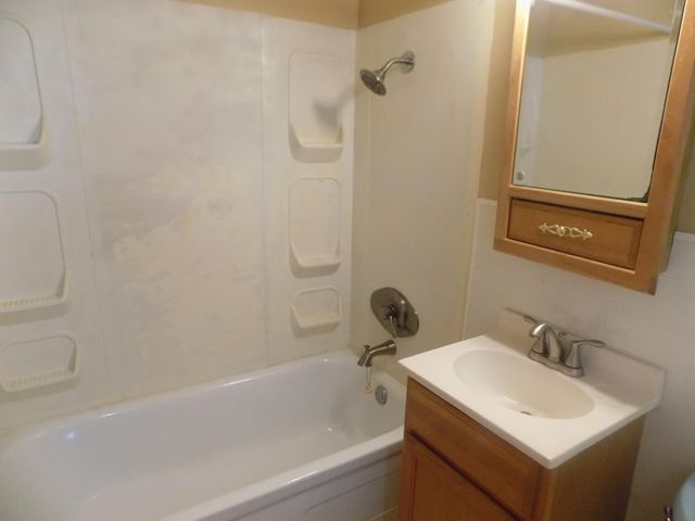 306 Goodhue Street, Saint Paul, MN 55102