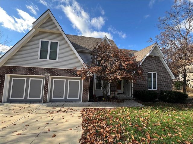 1908 Canterbury Street, Leavenworth, KS 66048