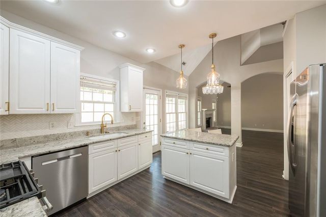 1512 Fallen Leaf Court SW, Marietta, GA 30064