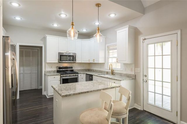 1512 Fallen Leaf Court SW, Marietta, GA 30064