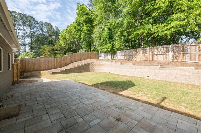 1512 Fallen Leaf Court SW, Marietta, GA 30064