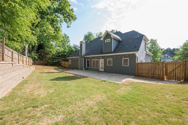 1512 Fallen Leaf Court SW, Marietta, GA 30064