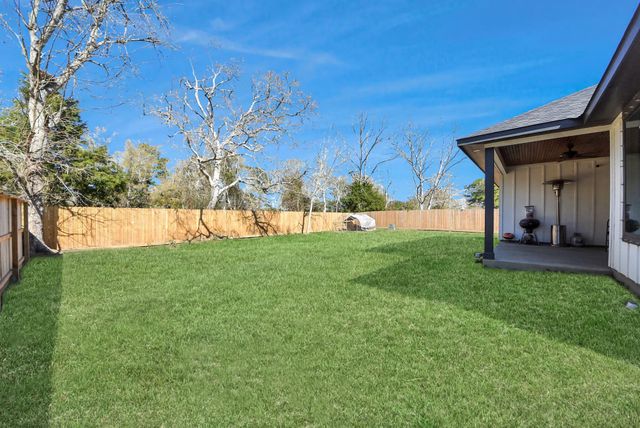 118 Nelson Road, Anahuac, TX 77514