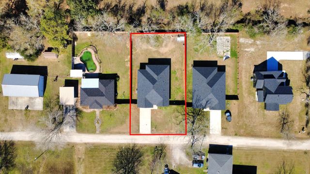 118 Nelson Road, Anahuac, TX 77514