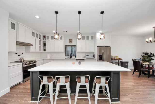 118 Nelson Road, Anahuac, TX 77514