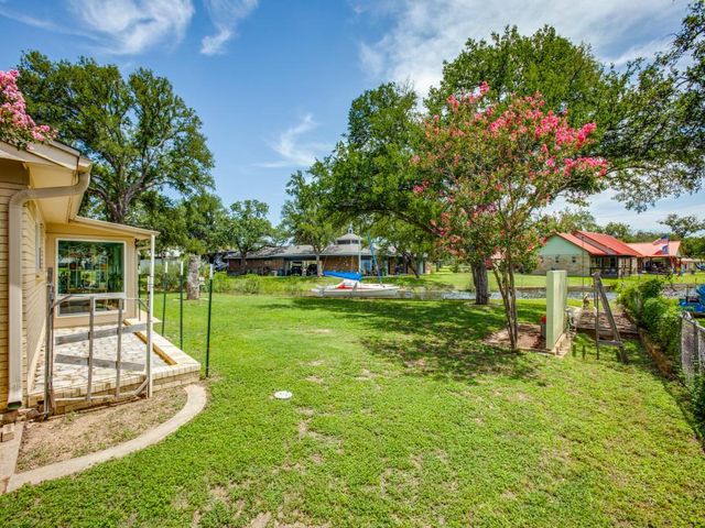 518 ELM CIR, Buchanan Dam, TX 78609